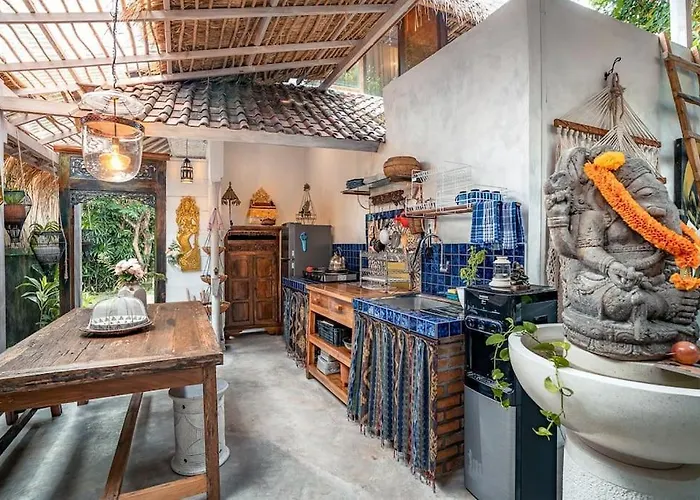 Create @1111 Barong - One Bedroom Inspiring Space